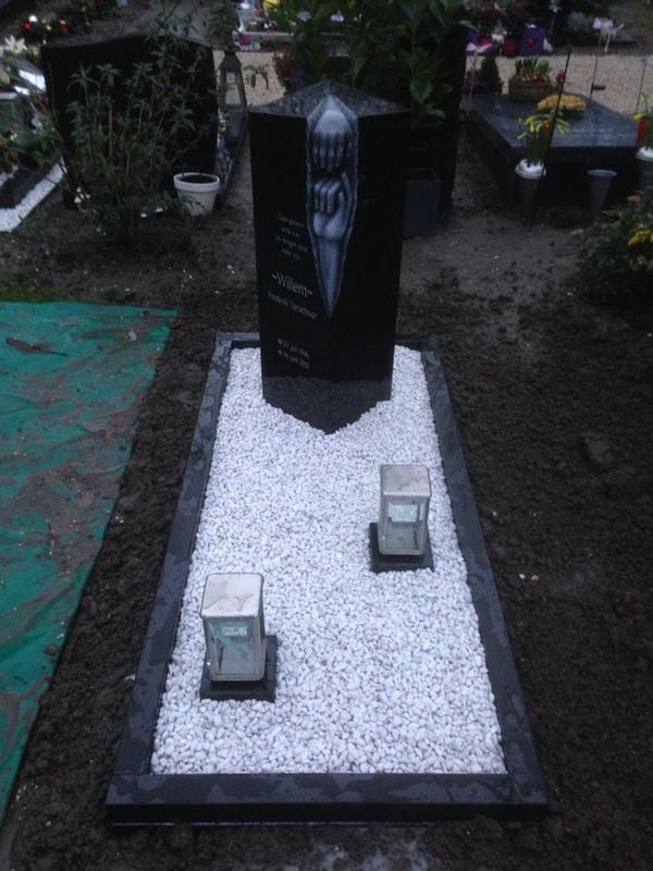 Grafstenen voor begraafplaats Oud Kralingen Rotterdam Andersgedenkmonumenten Grafstenen voor begraafplaats Oud Kralingen Rotterdam Andersgedenkmonumenten